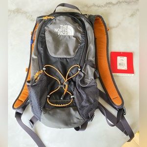 North Face Small Gulper Backpack Hydration / Water Bladder Compatible✨